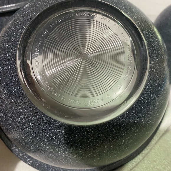 PYREX Nesting Mixing Bowls 4 Piece Speckled Granite Clear Bottom - Picture 4 of 6